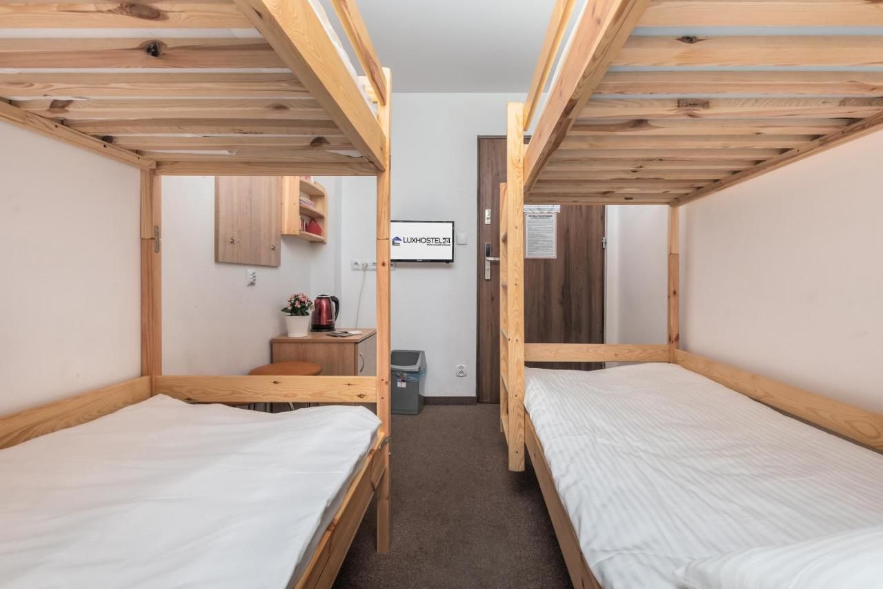 Хостелы Luxhostel24 Warsaw Варшава